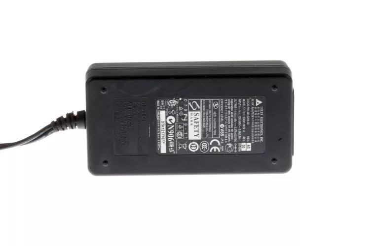 

Блок питания Cisco Spare IP Phone power transformer для 7900 phone (CP-PWR-CUBE-3=), Черный, CP-PWR-CUBE-3=