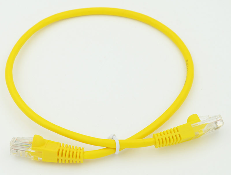 Патч-корд UTP кат.5e, 0.5м, RJ45-RJ45, желтый, Behpex (630493)