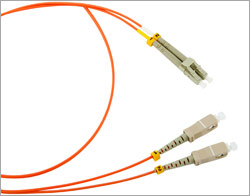

Патч-корд оптический TopLan, дуплексный, LC/UPC-SC/UPC, SM, LSZH, 0.5m (DPC-TOP-652-LC/U-SC/U-0.5)