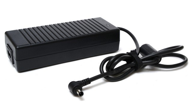 

Адаптер питания Pitatel для Sony 19.5V 5.13A (6.5x4.4, 1 pin) (AD-129), AD-129
