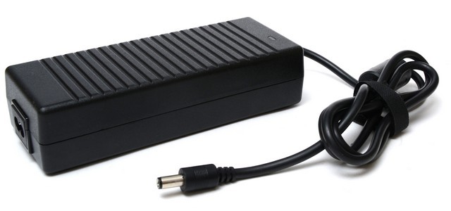 

Адаптер питания Pitatel для Toshiba 15V 8A (6.3x3.0) (AD-110), AD-110