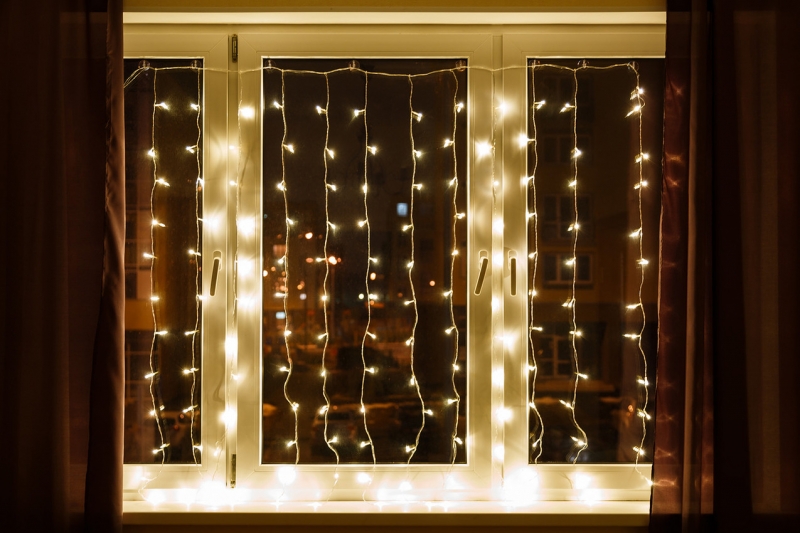 

Гирлянда NEON-NIGHT Дождь, подсветка белый 144шт., от сети, 1,5х1,5м (235-035), Дождь