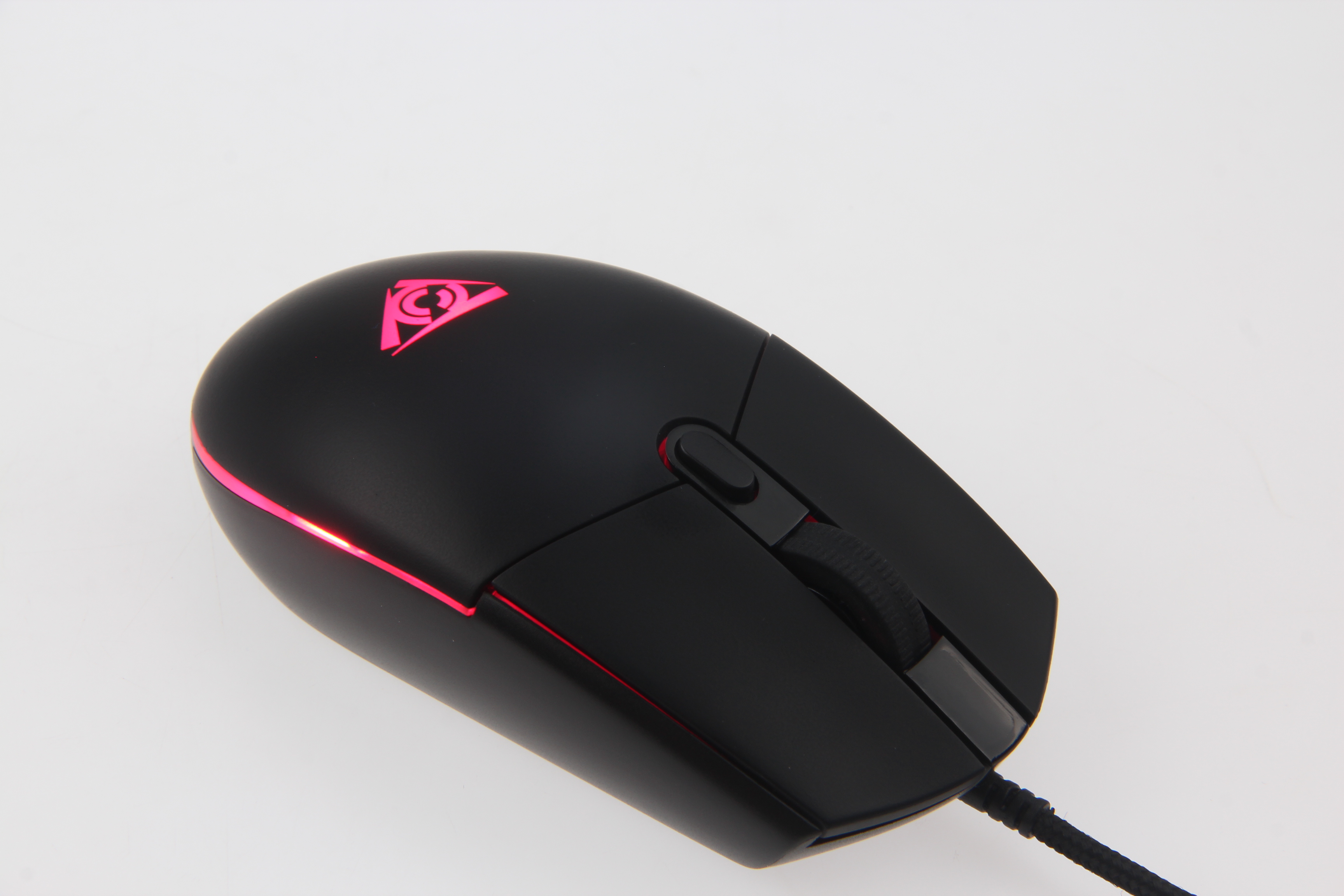 

Мышь проводная Qcyber WTF, 3200dpi, оптическая светодиодная, USB, чёрный (QC-02-008DV01), Черный, WTF