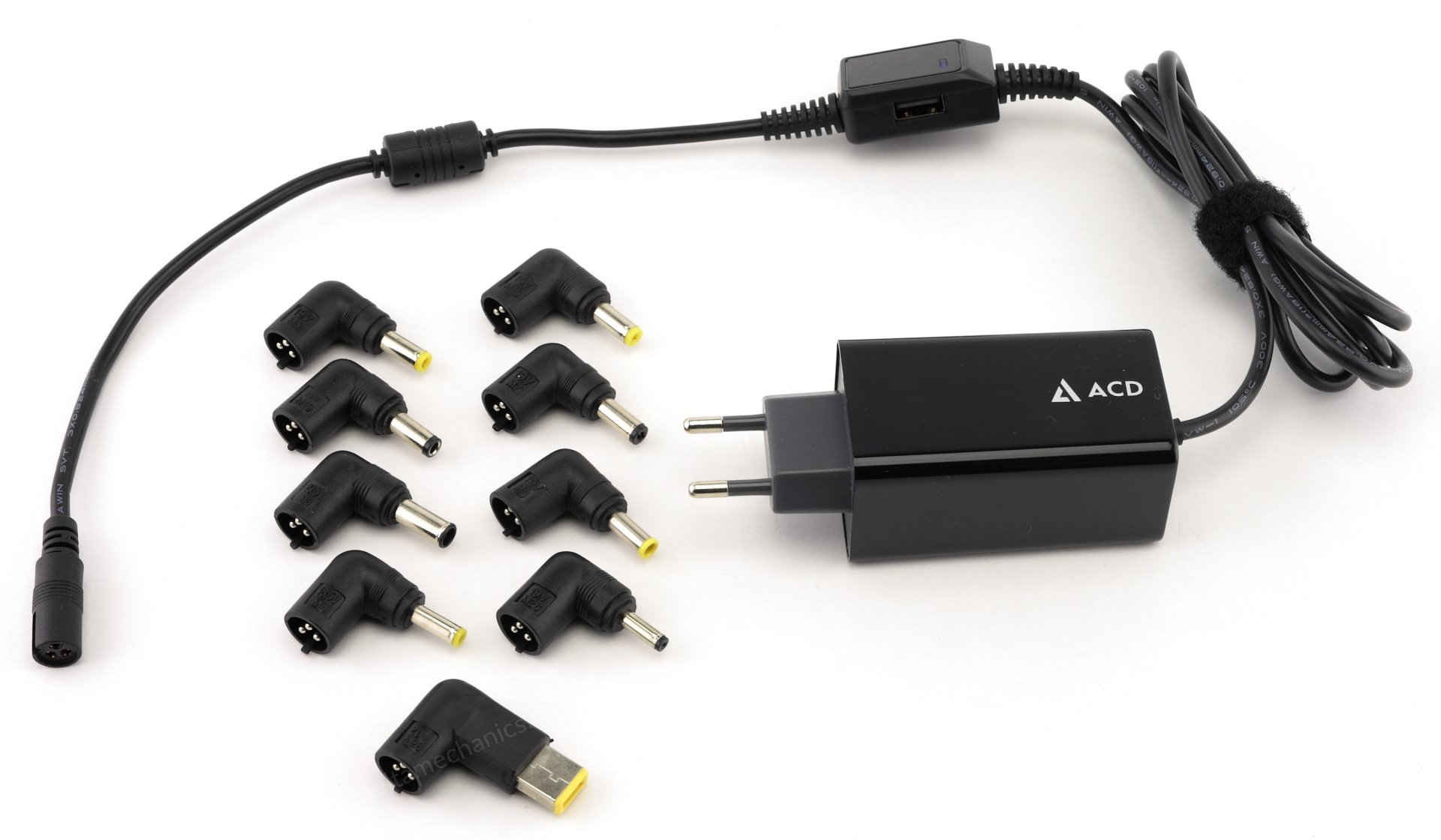 

Адаптер питания ноутбука сетевой ACD универсальный, 90W, 15/16/18.5/19/19.5/20V, коннектор M4/M5/M6/M7/M8/M15/M19/M26/Lenovo, черный (ACD-NB390-90), 0