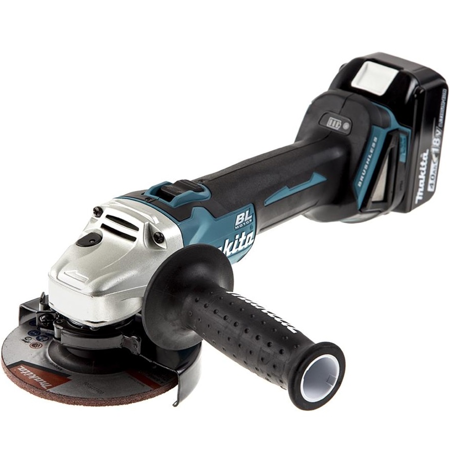 

УШМ (болгарка) Makita DGA504RME, аккумуляторная, 125мм, 8500 об/мин, Li-Ion, 18В, 4 А·ч, 2 Акб, кейс, 2.5кг, DGA504RME