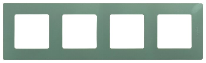 

Рамка Legrand Etika, горизонтальная и вертикальная, 4-поста, 8-модулей, cветлая галька (672524)