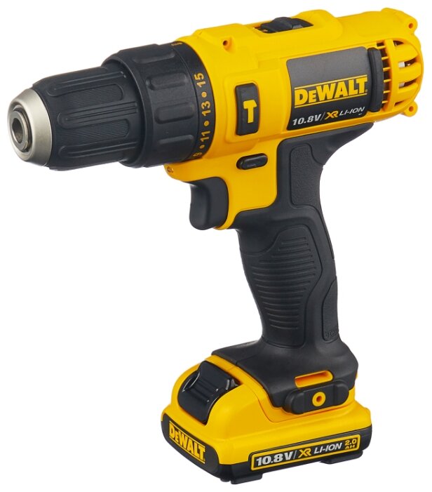 Дрель-шуруповерт DeWALT DCD716D2, аккумуляторный, 30 Н·м, 1500 об/мин, 10.8V, 2 А·ч, Li-Ion, два акб, быстрозажимной патрон, кейс, 3кг