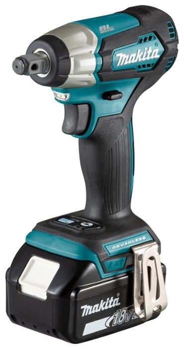 

Гайковерт Makita DTW181RFE, аккумуляторный, ударный, 210 Н·м, квадрат 1/2", 3 А·ч, Li-Ion, 18В, два аккумулятора, кейс, 1.2кг, DTW181RFE