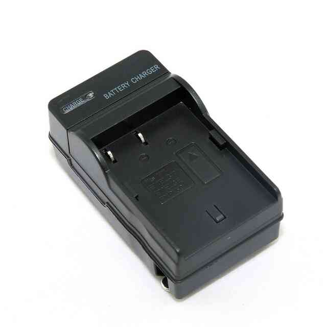 зарядное устройство Pitatel PVC-001