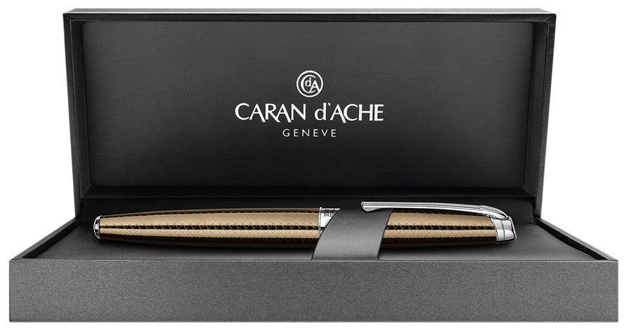 

Ручка шариковая автомат CARANDACHE Leman CAVIAR SP, латунь ювелирная, колпачок, подарочная упаковка (4789.497), Leman CAVIAR SP