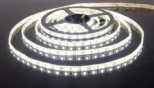 

Лента светодиодная SBL-IP20-14_4-CW, 5 м, SMD 5050, 60 шт./14.4 Вт на метр, 12V, 6500K, холодный белый, IP20 Smart Buy (SBL-IP20-14_4-CW), SBL-IP20-14_4-CW