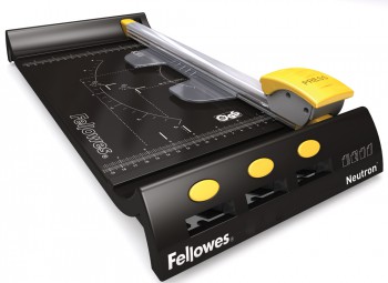 

Резак дисковый FELLOWES Neutron A4, 320мм, A4, 10 листов, автоприжим (FS-54100), Neutron A4