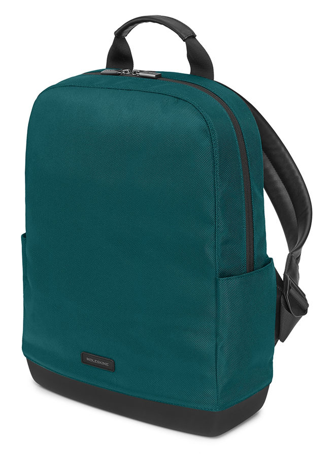 15 Рюкзак Moleskine THE BACKPACK TECHNICAL WEAVE зеленый ET20SCC034BKK7 23900₽