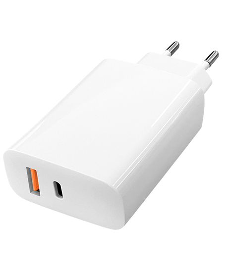 

Сетевое зарядное устройство TFN WC10 20W, 2USB, USB/USB type-C, USB type-C, Quick Charge, PD, 3A, белый (TFN-WC10), WC10