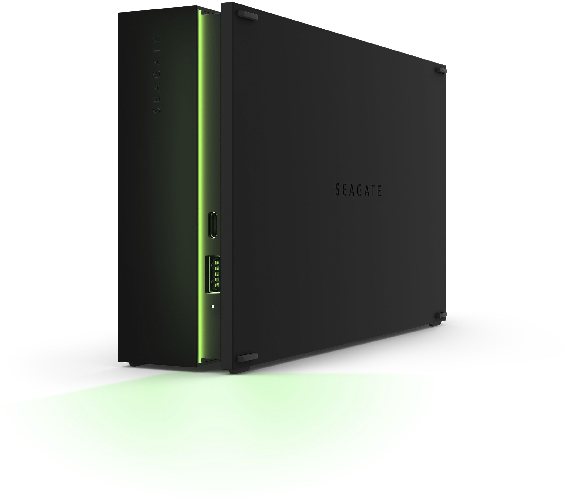 

Внешний жесткий диск (HDD) Seagate 8Tb Game Drive Hub for Xbox, 3.5", USB 3.2, черный (STKW8000400/STKW8000400), STKW8000400
