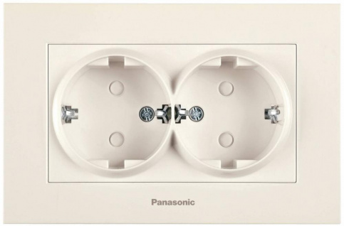 

Розетка Panasonic Karre Plus, скрытый монтаж, 2-х постовая, с з/к, со шторками, 16A, в сборе, IP20, бежевый (WKTC02152BG-RU), 0