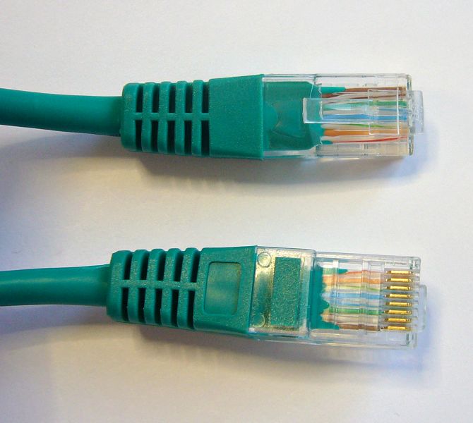 Патч-корд UTP кат.6, 2м, RJ45-RJ45, зеленый, LSZH, Technolink (T.BC.UTP.5e-2.0m-7-lszh / 57112)