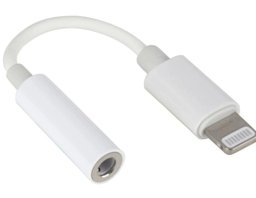 

Кабель-переходник (адаптер) Lightning 8-pin(m)-Jack 3.5mm(f), 0,15, белый RockBox LJ01, LJ01
