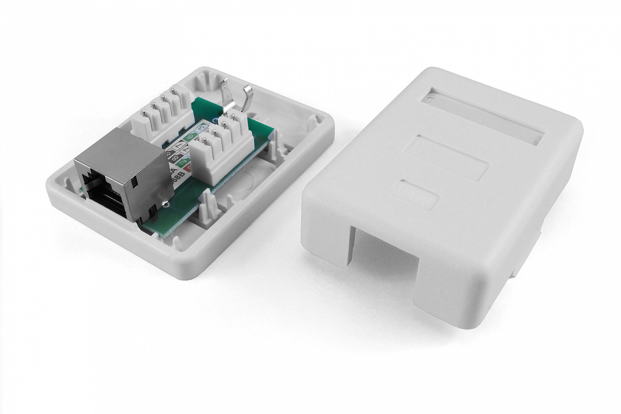 Розетка RJ-45 открытый монтаж категория 5e, экранированная, белый, Hyperline (SB1-1-8P8C-C5e-SH-WH)