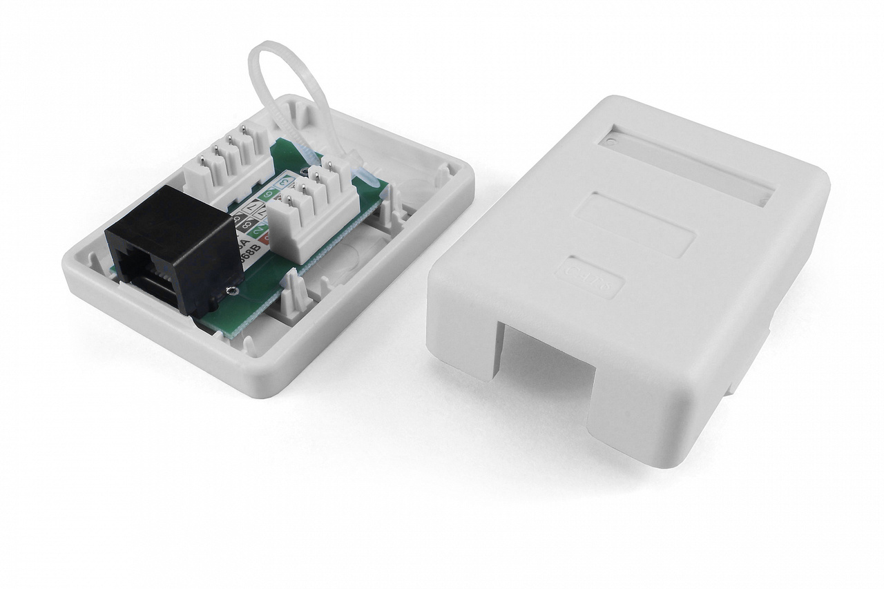 

Розетка RJ-45 открытый монтаж категория 5e, белый, Hyperline (SB1-1-8P8C-C5e-WH)