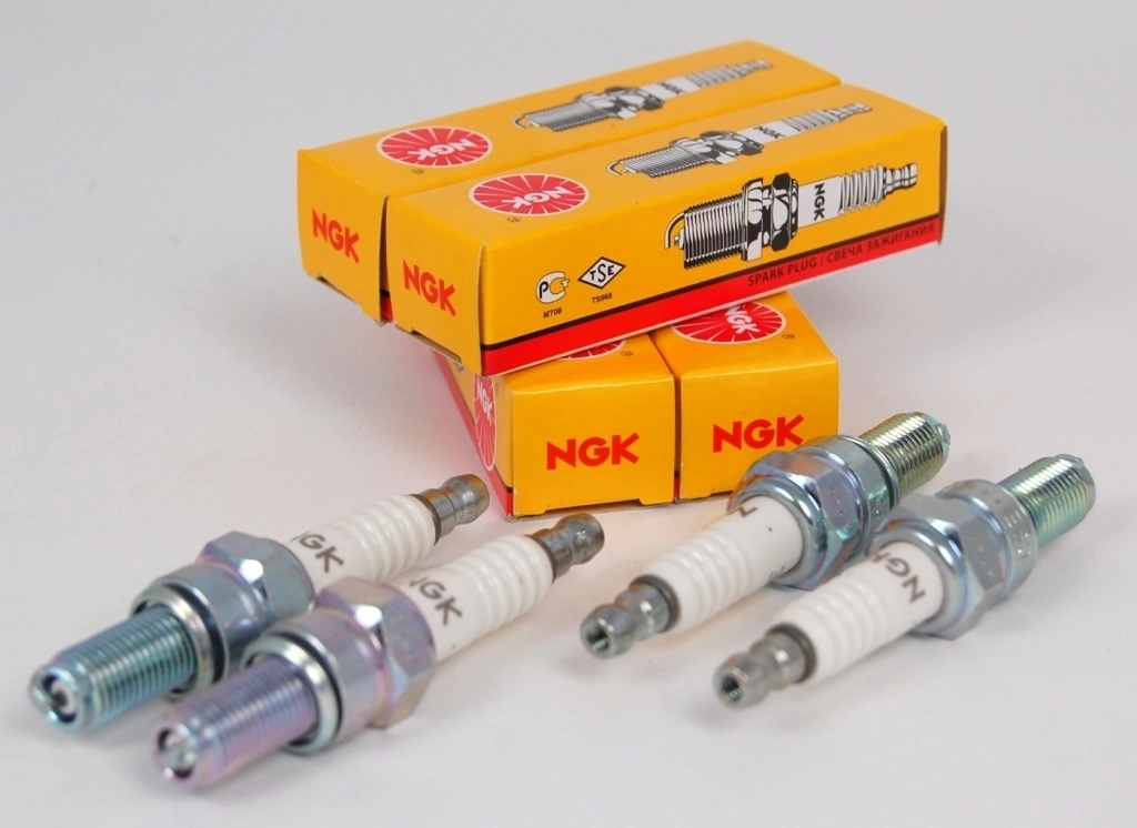 

Свеча зажигания NGK 2550 (BKR6EP-13), 2550