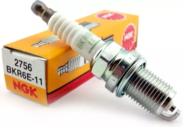 Свеча зажигания NGK 2756