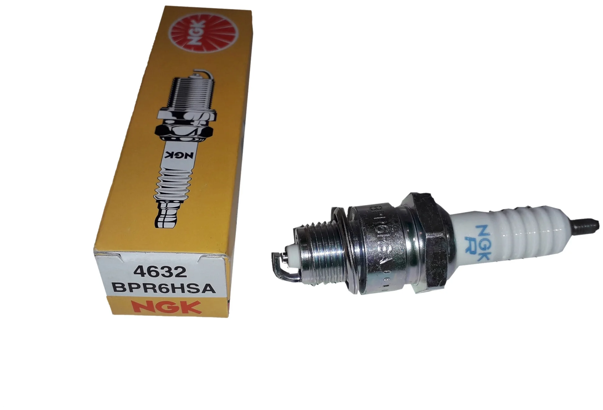

Свеча зажигания NGK 4632 (BPR6HSA), 4632