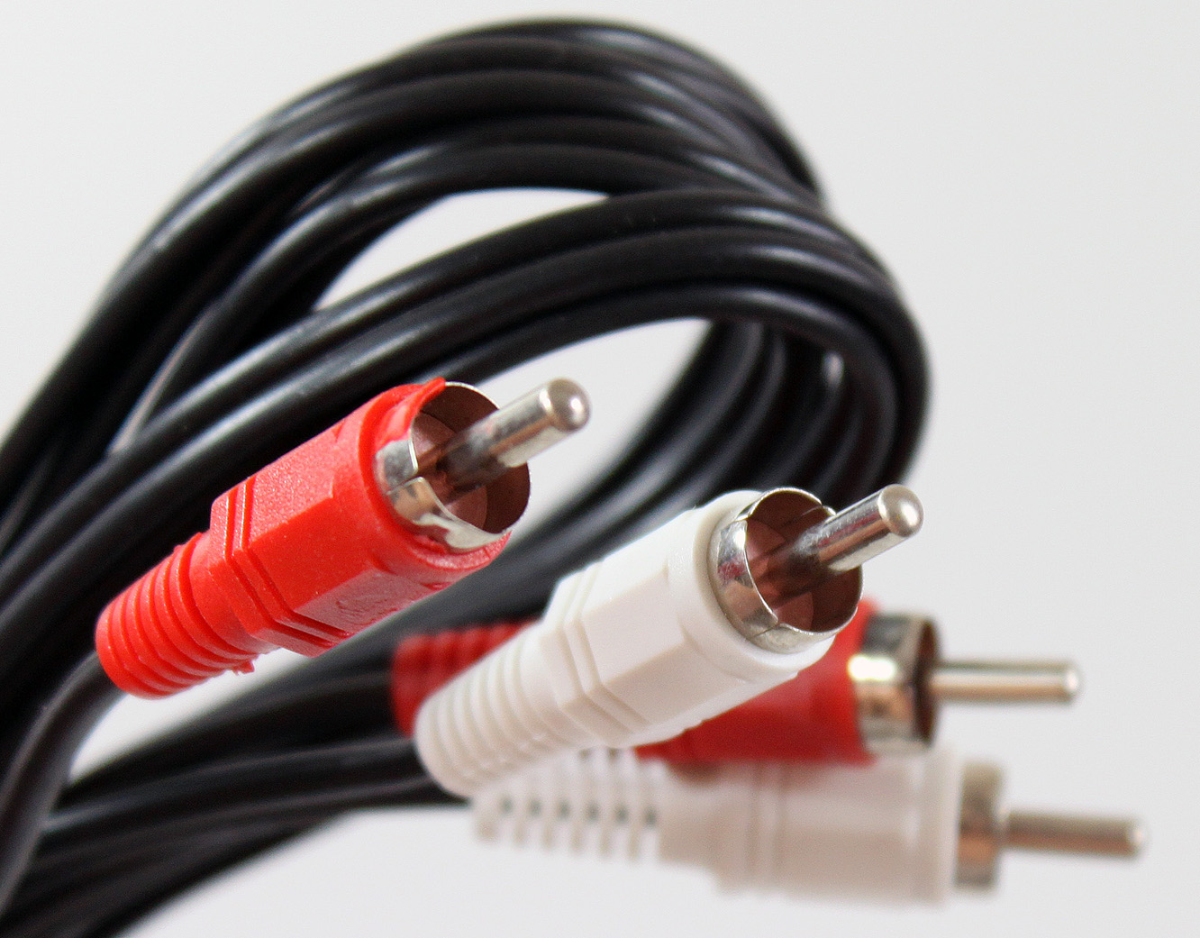 

Кабель соединительный VCOM 2xRCA-2xRCA(M), 3м, черный (VAV7158-3M)