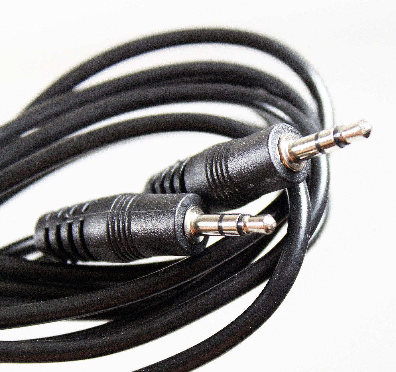 Кабель соединительный VCOM Jack 3.5-Jack 3.5, 3м (VAV7175-3M)