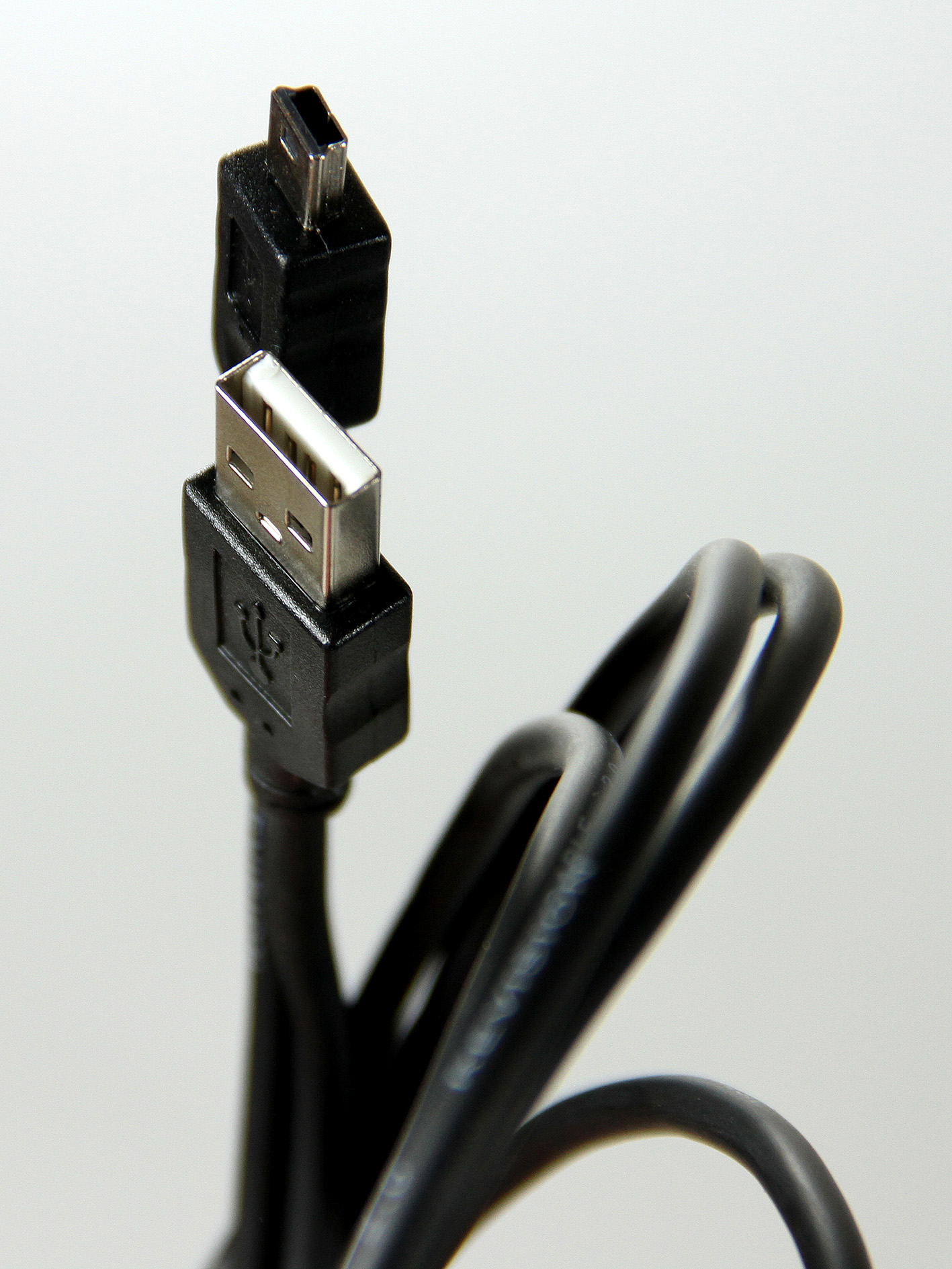 Кабель Telecom USB 2.0(Am)-Mini USB 2.0(Bm) (TC6911BK-1.0M)