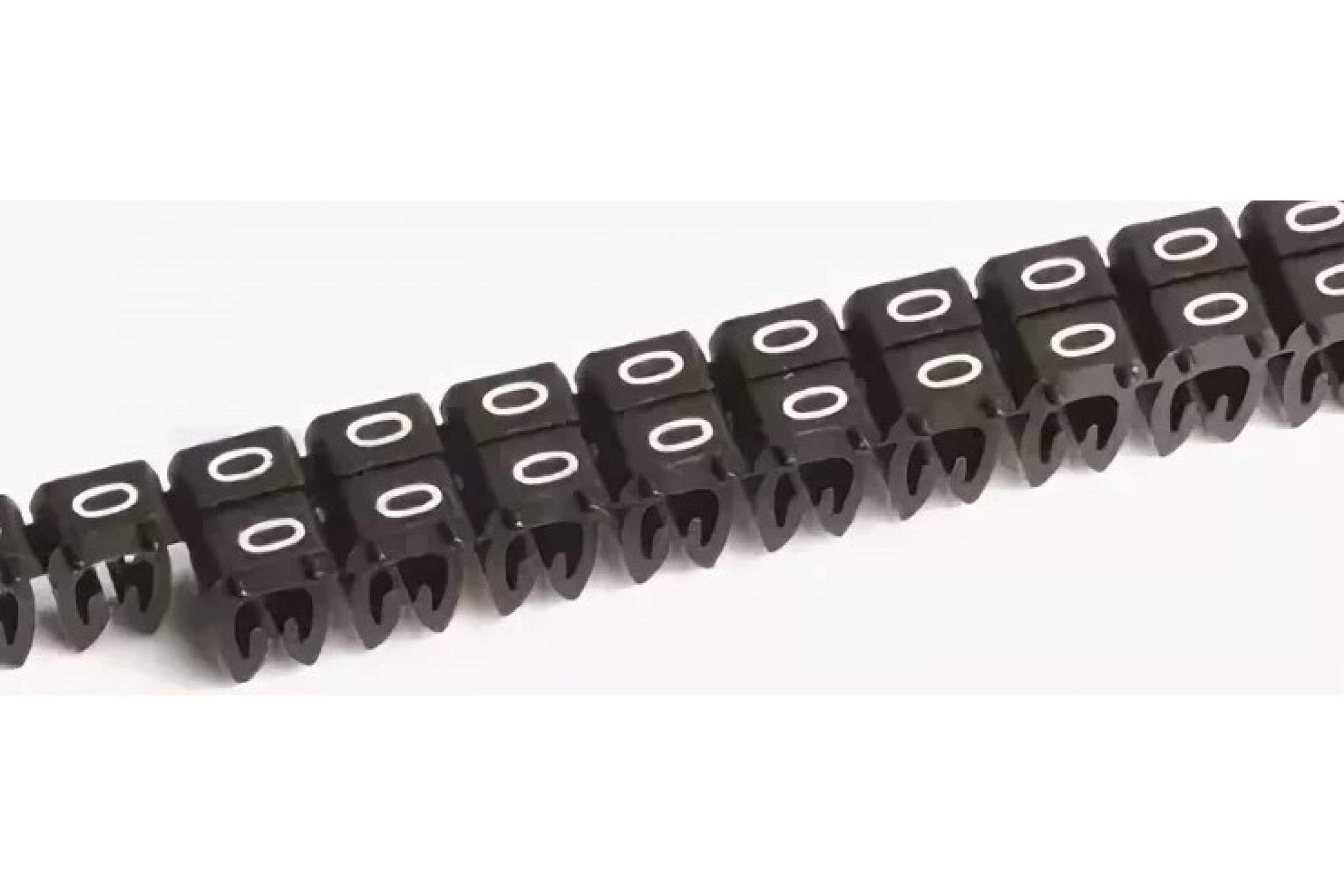 

Маркер для кабеля DKC, 200 шт., сечение 1,5-2,5мм символ 0, черный (MKF0S2)