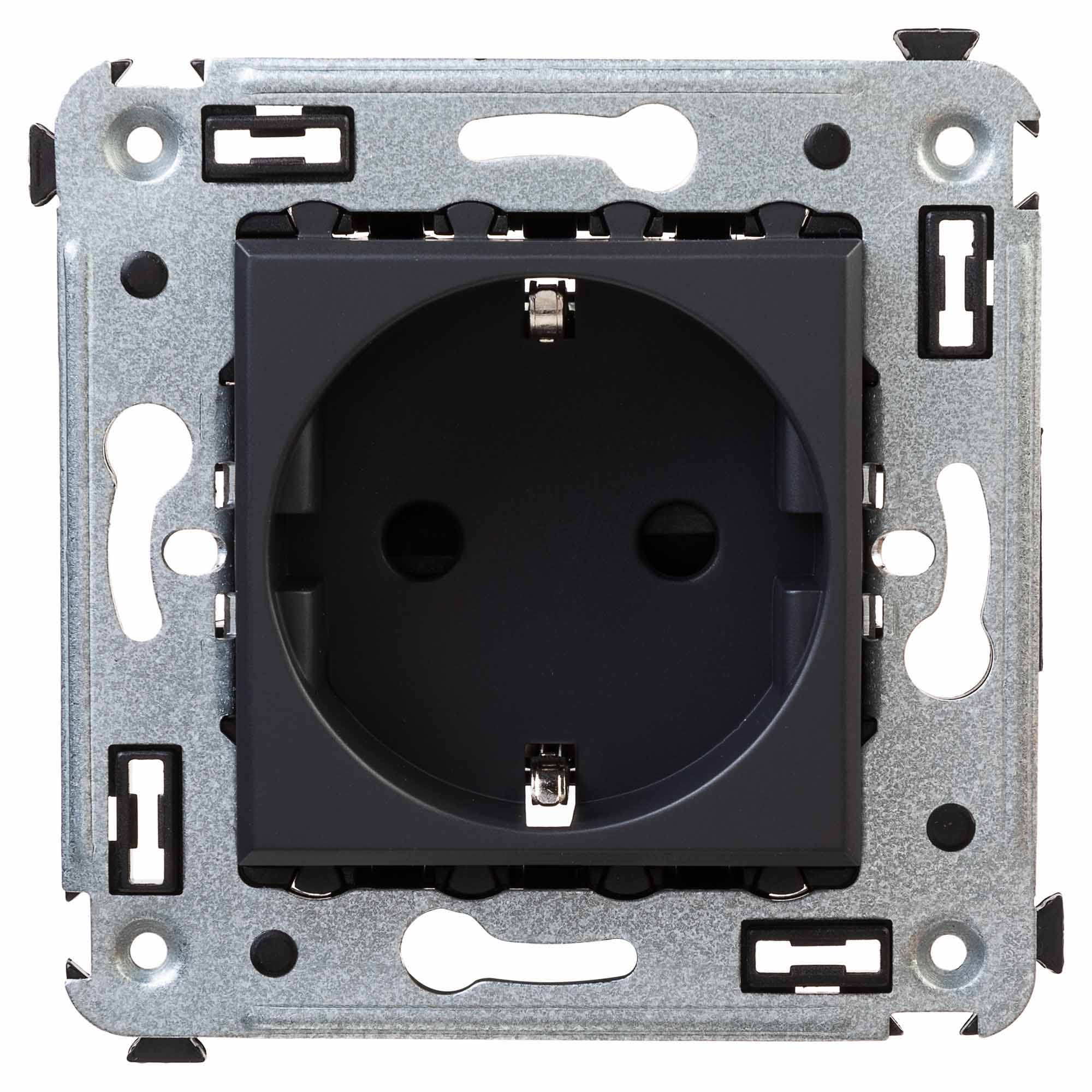 

Розетка DKC Avanti, скрытый монтаж, однопостовая, с з/к, со шторками, 16A, механизм с накладкой без рамки, черный (4412003)