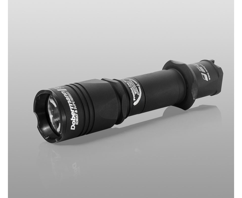 

Фонарь тактический Armytek Dobermann XP-L HI (F02003BW) 977 лм 6 режимов, Черный/белый, Dobermann XP-L HI