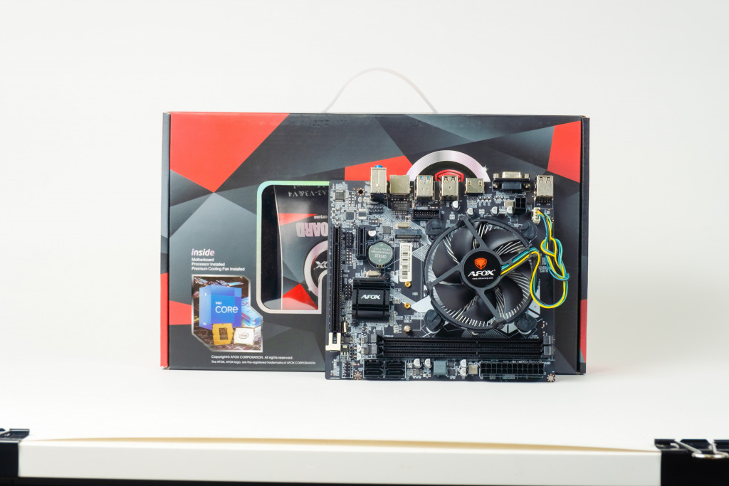 

Материнская плата AFOX IH510-MA2-V2-I3-10100, Socket1200, Intel Core i3-10100, Intel H510, 2xDDR4, PCI-Ex16, 4SATA3, 5.1-ch, GLAN, 2 USB 3.0, VGA, DVI, HDMI, mATX, кулер ACD-02 в комплекте, Retail, IH510-MA2-V2-I3-10100