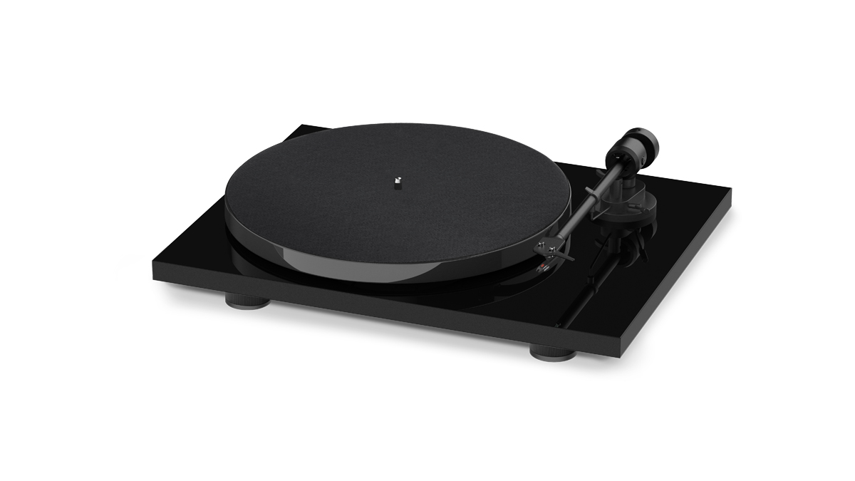 Проигрыватель винила PRO-JECT E1 Black OM5e UNI