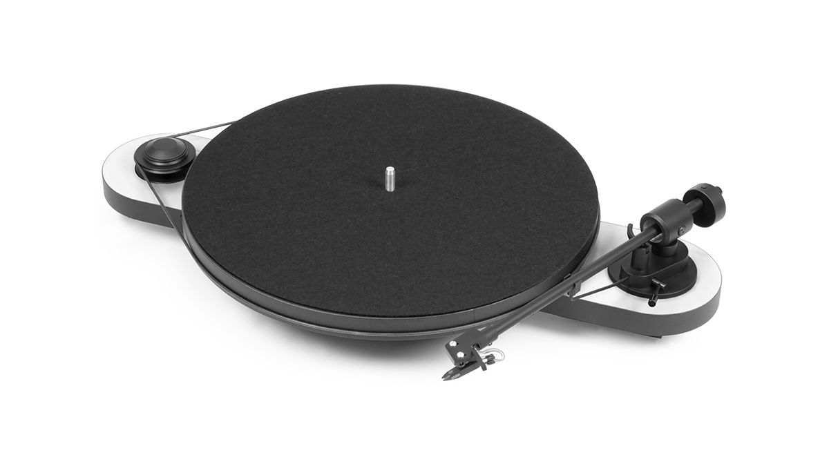 

Проигрыватель винила PRO-JECT ELEMENTAL WHITE/BLACK OM5e, черный/белый, ELEMENTAL WHITE/BLACK OM5e