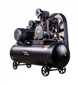 

Компрессор воздушный Foxweld AEROMAX 1650/500 HP, 15 кВт, 12.3 атм, 1650л/мин, 380В, 500 л, масляный, электрический, поршневой, ременной (9022), 1650/500 HP