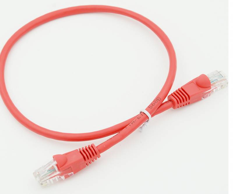 Патч-корд UTP кат.5e, 0.5 м, RJ45-RJ45, красный, Behpex (6926304940009)