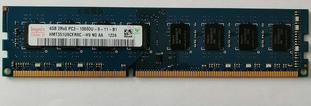 

Память DDR3 DIMM 4Gb, 1333MHz, CL9, 1.5 В, Hynix (HMT451U6AFR8C-H9/HMT351U6CFR8C-H9), HMT451U6AFR8C-H9/HMT351U6CFR8C-H9