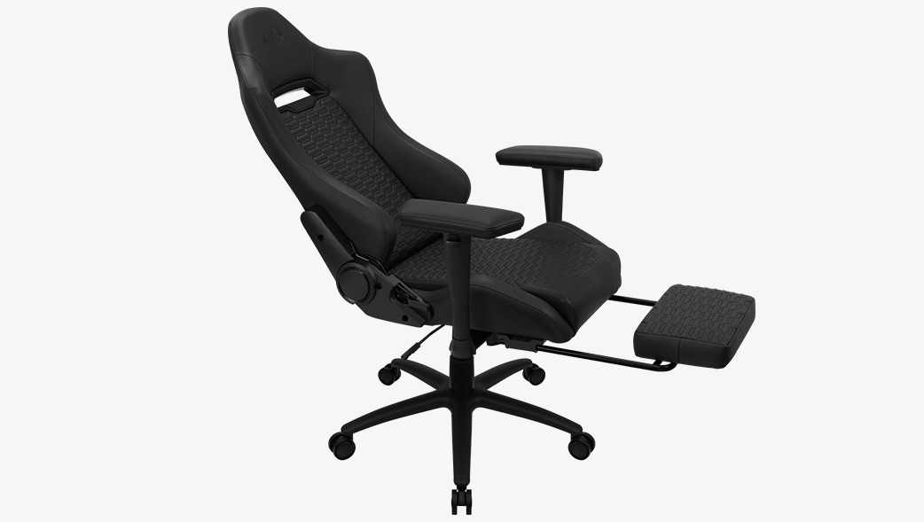 

Кресло игровое AeroCool ROYAL Leatherette, черный (00030705), Leatherette