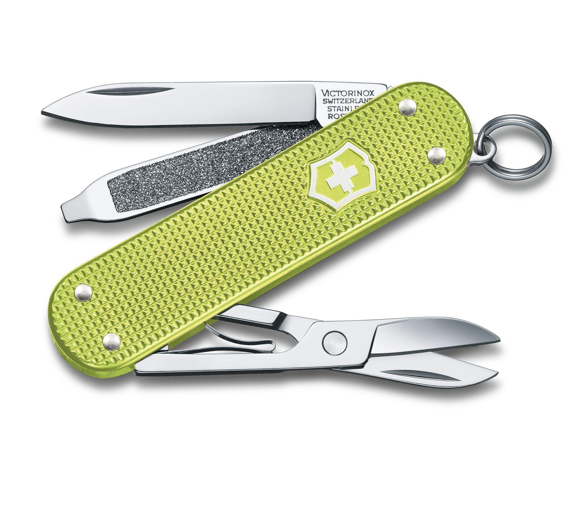 Мультитул 5 в 1, лаймовый, VICTORINOX Classic SD Alox Lime Twist (0.6221.241G)