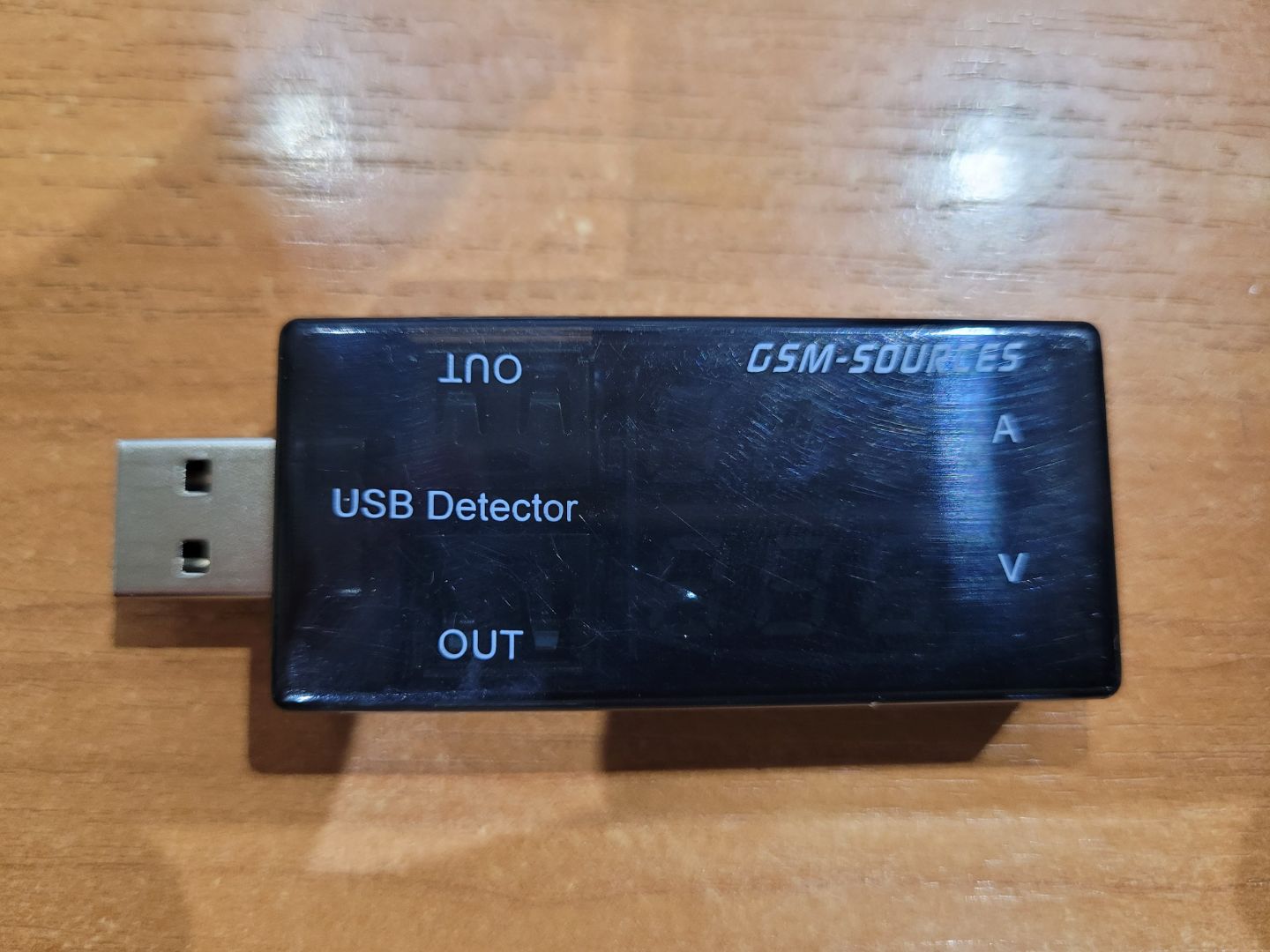 Тестер зарядного устройства USB GSM-Sources, 597306 купить по цене 1050 руб  в Омске в интернет-магазине e2e4