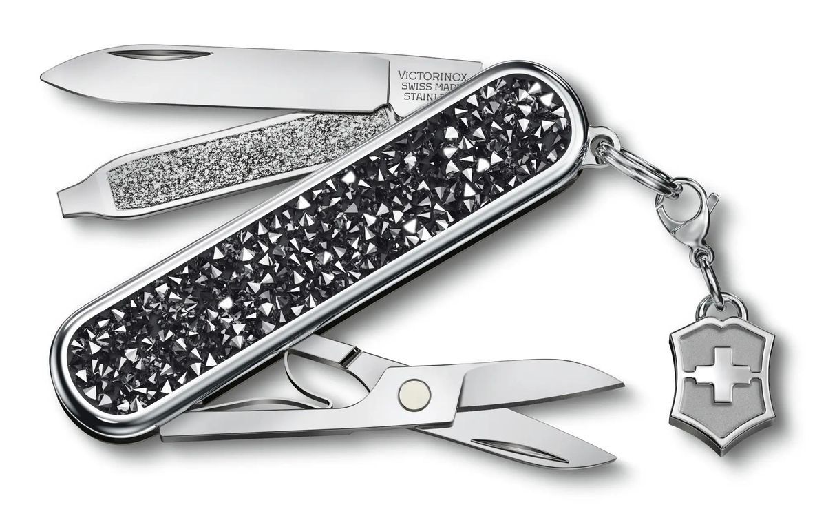 

Нож перочинный 5 в 1, черный/серебристый, VICTORINOX Classic Brilliant (0.6221.35), Classic Brilliant