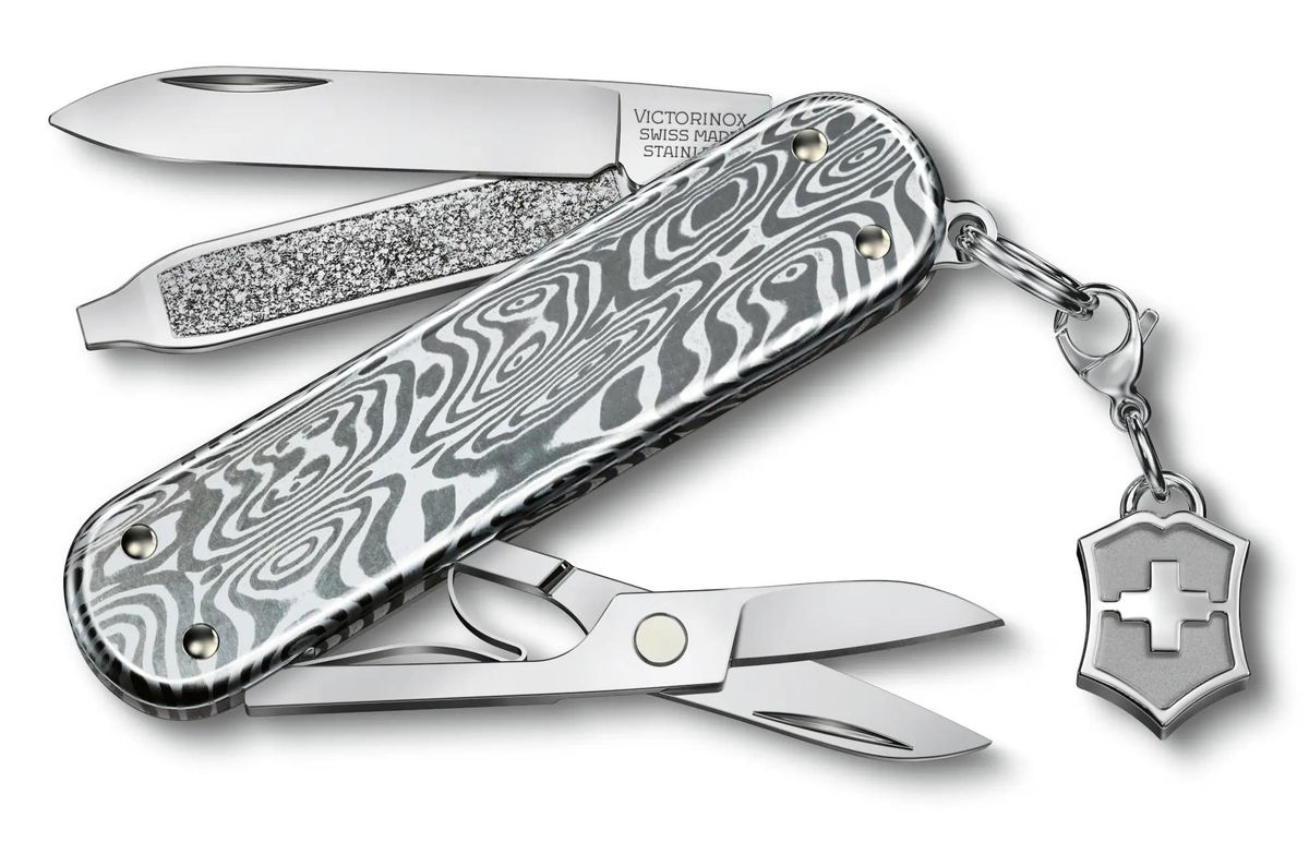 Нож перочинный 5 в 1, серебристый, VICTORINOX Classic Brilliant (0.6221.34)