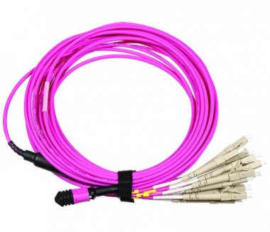 

Кабельная сборка LANMASTER, MPO, OM4, 1 м, LSZH, розовый (LAN-12M-12LC/OM4-1.0)