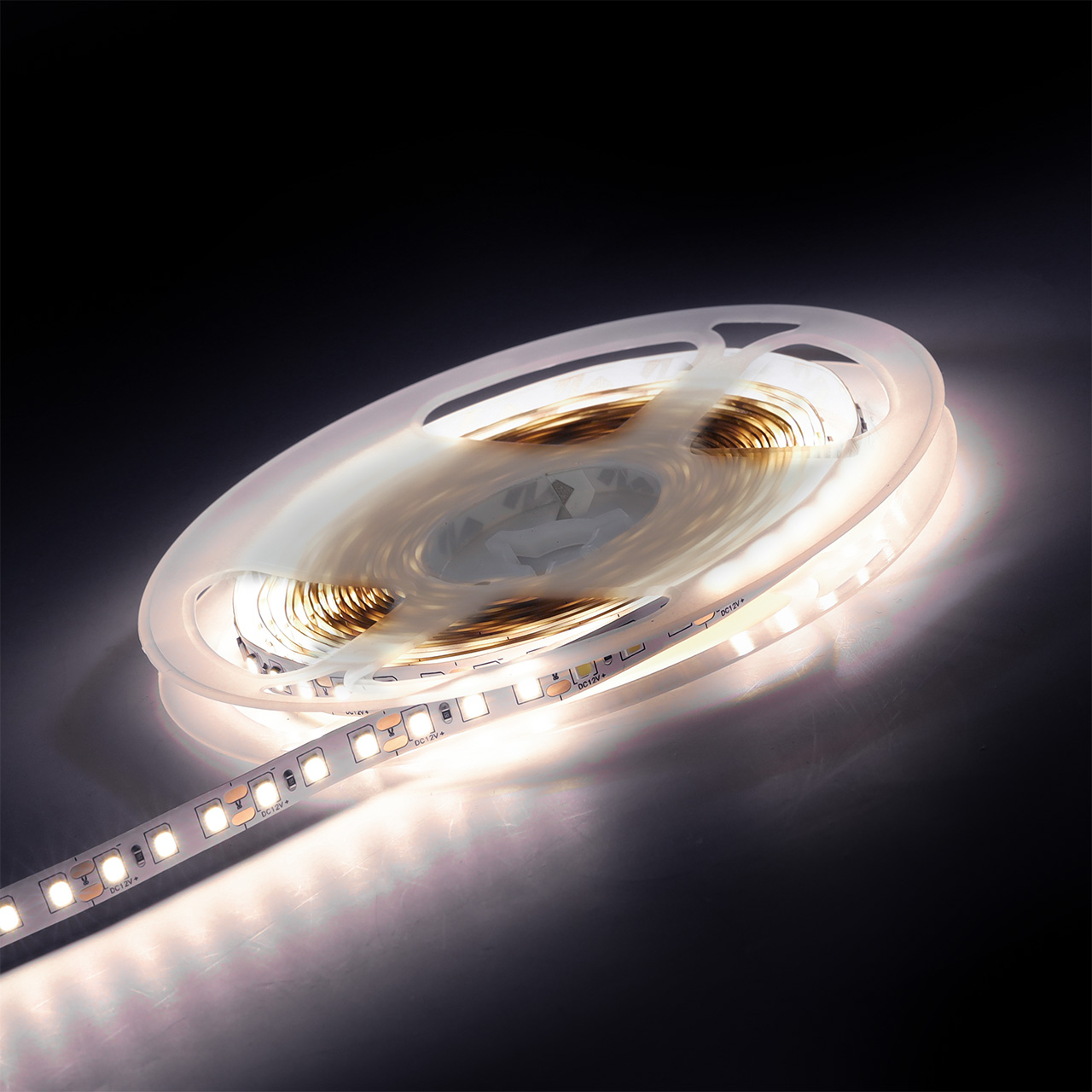 

Лента светодиодная, 5 м, SMD 2835, 120 шт./9.6 Вт на метр, 12V, 6500 K, белый, IP20 Smartbuy (SBL-IP20-9-6-6500K)