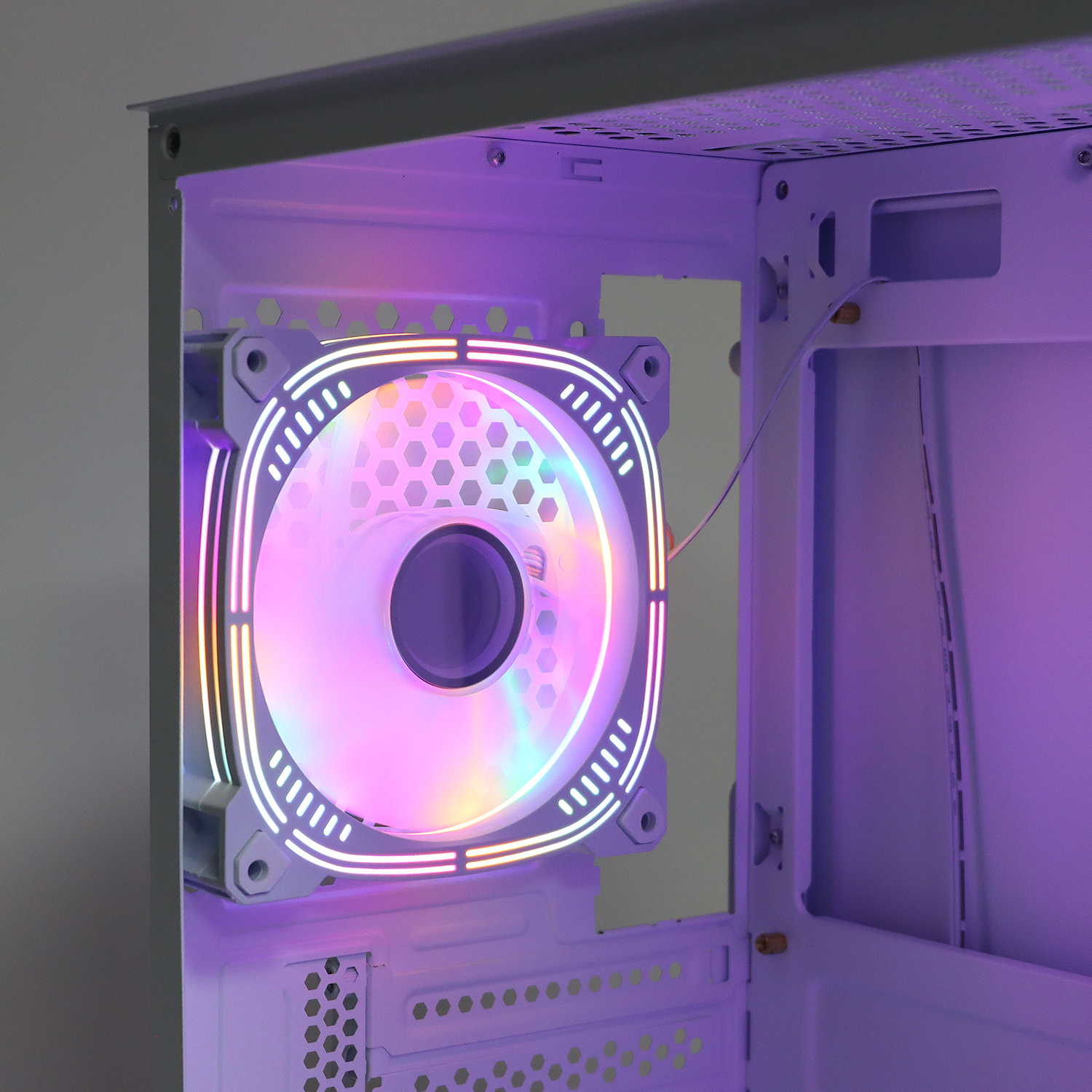 Корпус BaseTech eXtreme GFX-03, Midi-Tower, без БП, белый