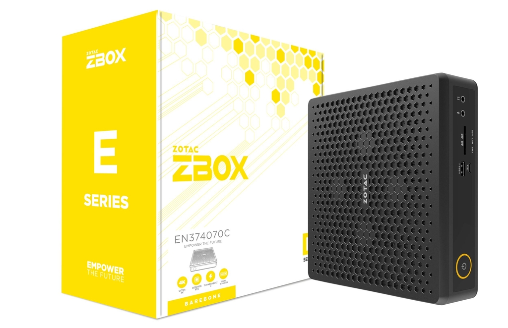 

Неттоп-платформа Zotac MAGNUS ZBOX-EN374070C-BE, Intel Core i7-13700HX 2.1 ГГц 2xDDR5 SODIMM, 1xM.2 SSD, GeForce RTX4070-8Gb, WiFi, BT, черный (ZBOX-EN374070C-BE), ZBOX-EN374070C-BE