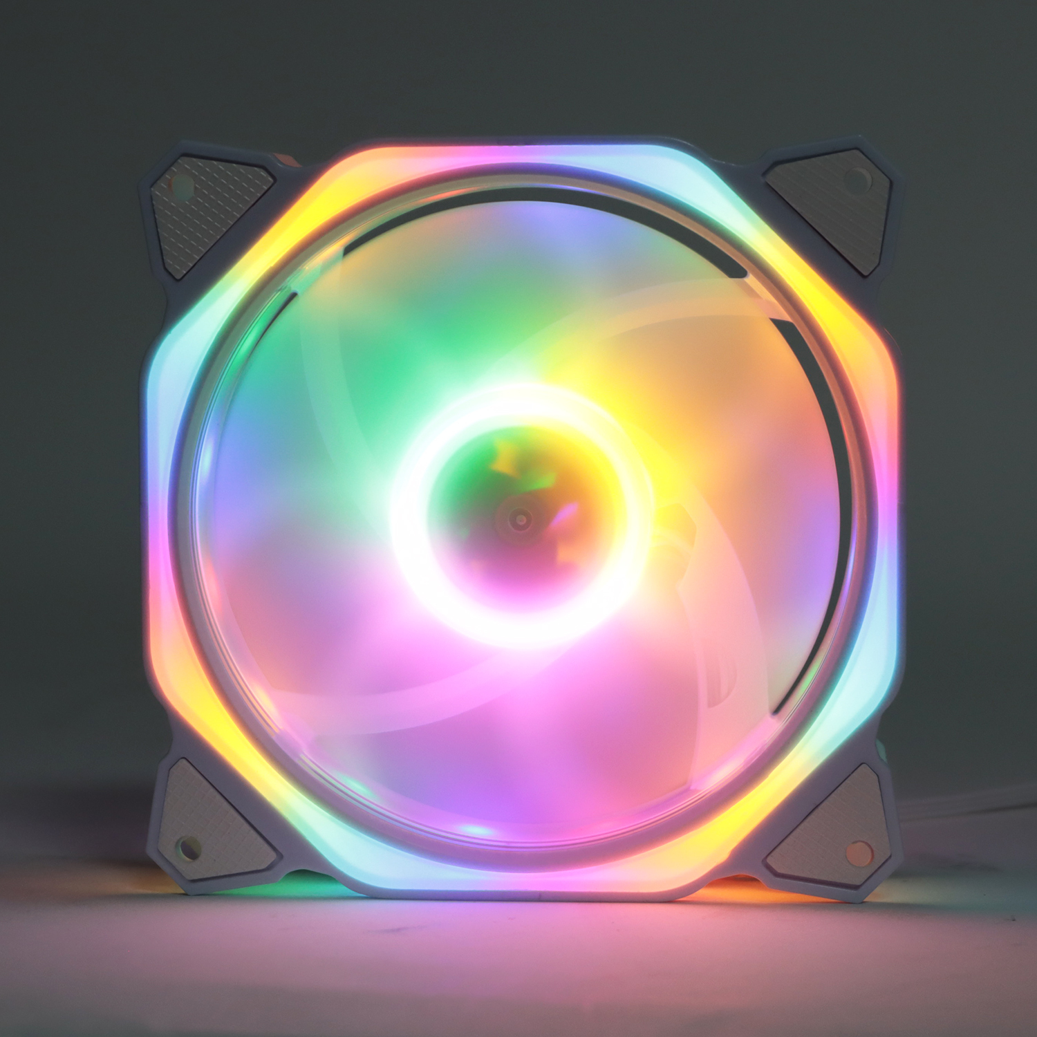 

Вентилятор TESLA RGB120 RW, 120 мм, 1200rpm, 21 дБ, 3-pin+4-pin Molex, 1шт, белый, FRGB подсветка (TSL-120-RW), RGB120 RW