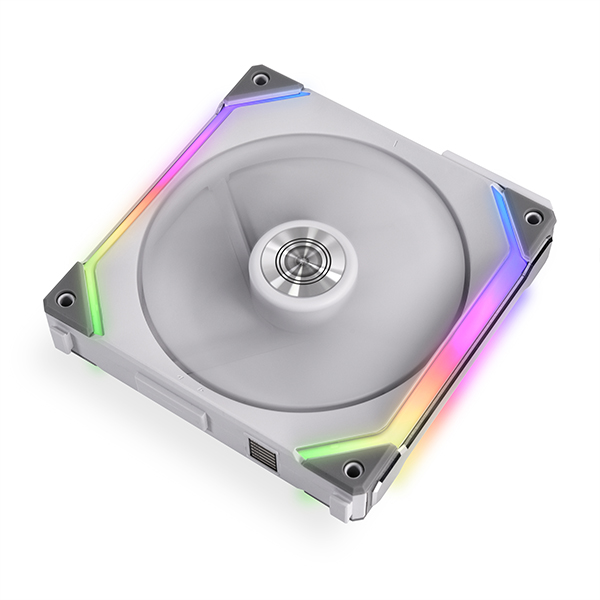 

Комплект вентиляторов Lian Li UNI Fan SL120, 120 мм, 1900rpm, 31 дБ, 4-pin PWM, 3шт, белый, ARGB подсветка (UF_SL120_3W), SL120